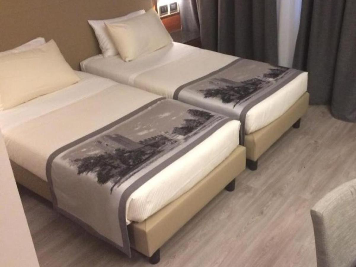 Albergo Roma, BW Signature Collection Castelfranco Veneto Luaran gambar