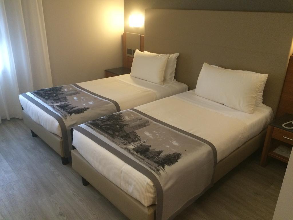 Albergo Roma, BW Signature Collection Castelfranco Veneto Luaran gambar