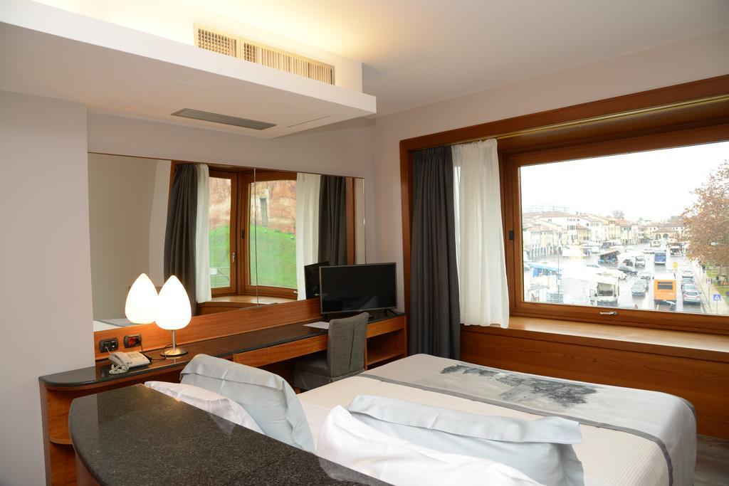 Albergo Roma, BW Signature Collection Castelfranco Veneto Luaran gambar