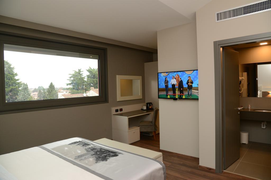 Albergo Roma, BW Signature Collection Castelfranco Veneto Luaran gambar