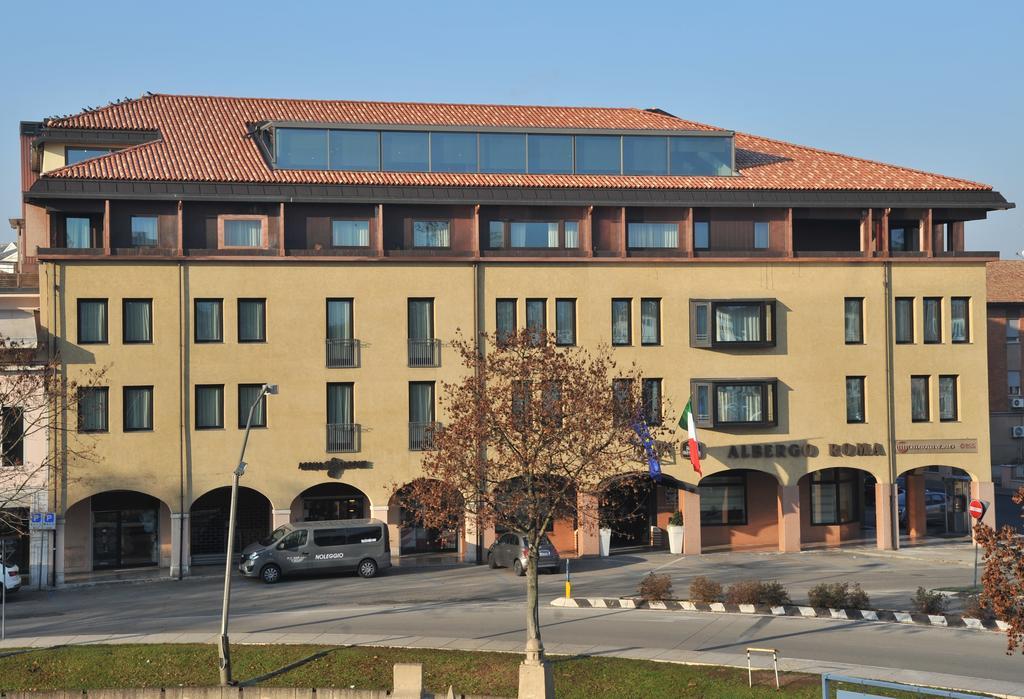 Albergo Roma, BW Signature Collection Castelfranco Veneto Luaran gambar