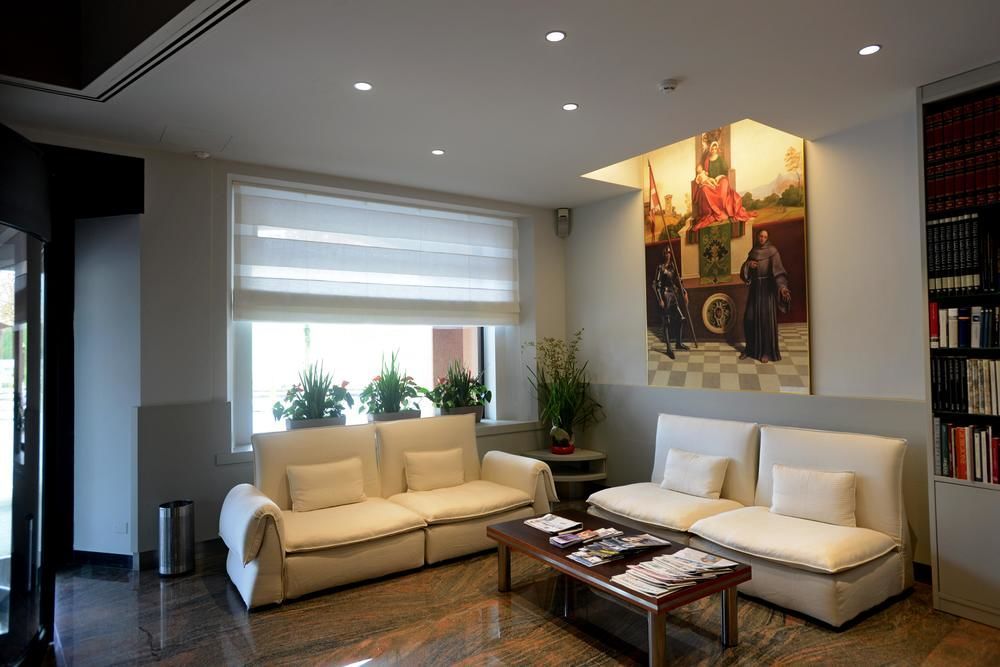 Albergo Roma, BW Signature Collection Castelfranco Veneto Luaran gambar