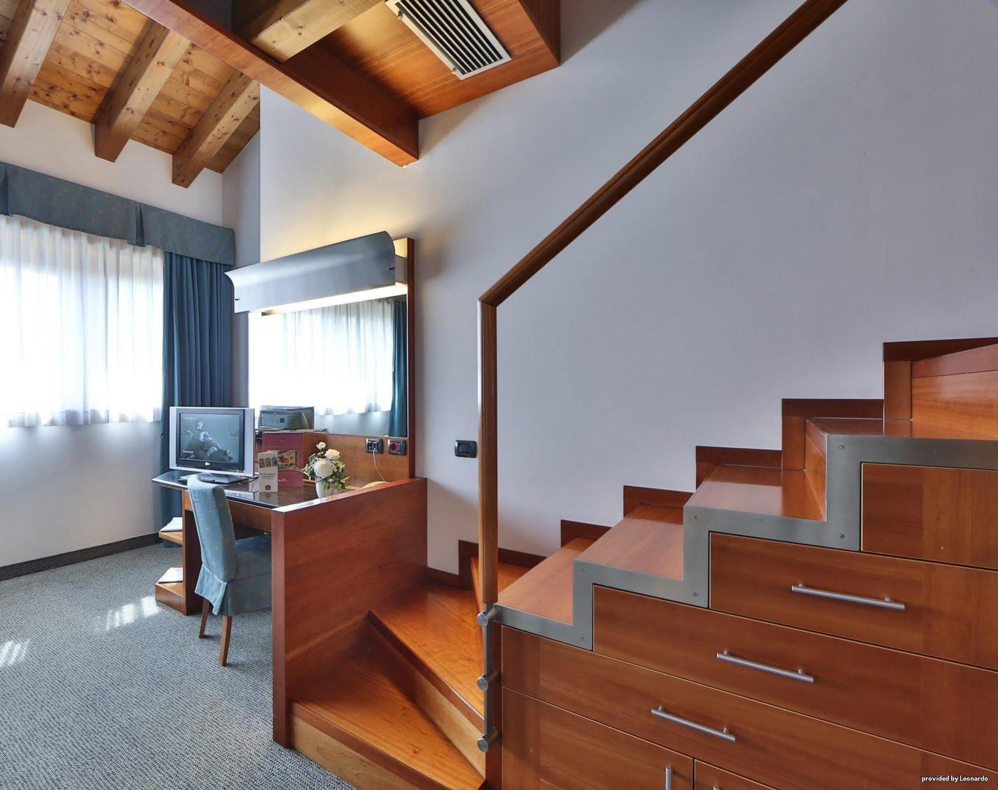 Albergo Roma, BW Signature Collection Castelfranco Veneto Luaran gambar